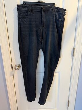 Liverpool Jeans Company Women's Skinny Jeans in Dark Wash Blue